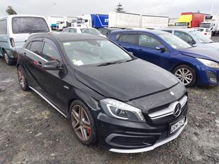2014 Mercedes-Benz A45 AMG Hatch Photo