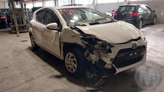 2015 Toyota Aqua Hatch Photo