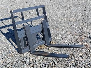 Wolverine MPF-11-2500G Pallet Forks Forklift (GP) Photo