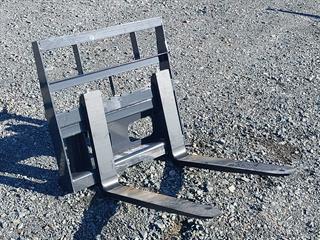 Wolverine MPF-11-2500G Pallet Forks Forklift (GP) Photo