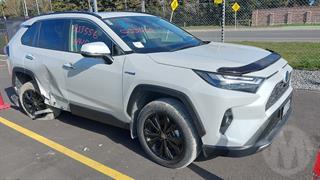 2024 Toyota RAV4 Limited 2.5PH/4WD/H Station Wagon Photo