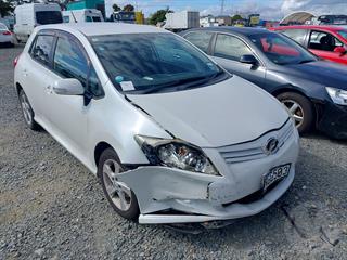 2011 Toyota Auris Hatch Photo
