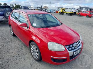 2008 Volkswagen Golf TSI Station Wagon Photo