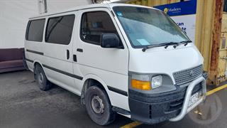 2002 Toyota Hiace 3.0D ZR VAN 5M Van Photo
