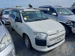 2018 Toyota Probox Station Wagon Photo