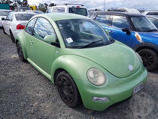 2002 Volkswagen Beetle 2L Manual Hatch Photo