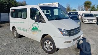 2015 LDV V80 11 Seat AMT 2.5D/6A Mini Bus Photo