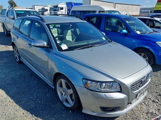 2008 Volvo V50 Station Wagon Photo