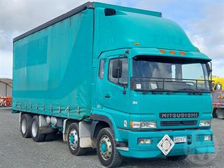2001 Mitsubishi Shogun FS430S1 Curtainside GCM 50,000kg Photo