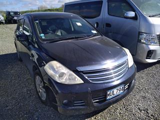 2009 Nissan Tiida Hatch Photo
