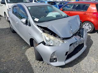 2013 Toyota Aqua Hatch Photo