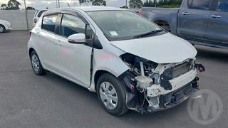 2014 Toyota Vitz Hatch Photo