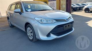 2016 Toyota Corolla Fielder 5D Station Wagon Photo