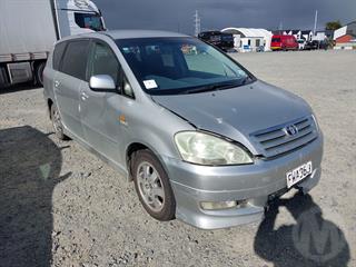 2003 Toyota Ipsum Type S Station Wagon Photo