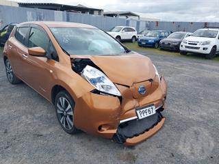 2017 Nissan Leaf Hatch Photo