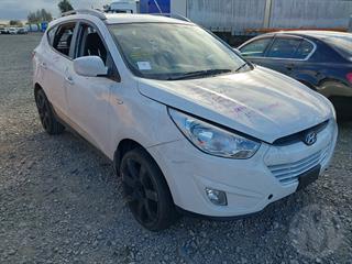 2013 Hyundai IX35 2.0 2WD A6 Station Wagon Photo