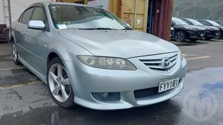 2002 Mazda Atenza Hatch Photo