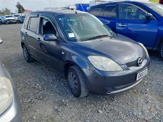 2005 Mazda Demio Hatch Photo