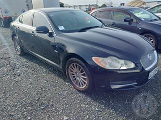 2011 Jaguar XF Sedan Photo