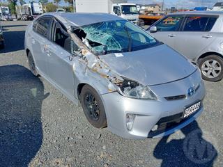 2013 Toyota Prius Hybrid Hatch Photo