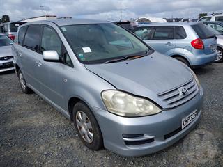2006 Toyota Ipsum 240i Station Wagon Photo