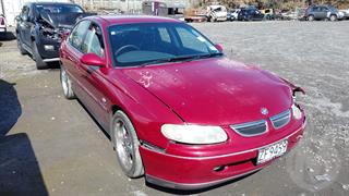 2000 Holden VT Commodore 5.7 Calais Sedan Photo