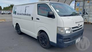 2007 Toyota Hiace Van Photo