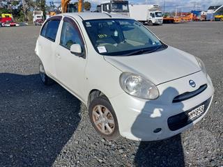 2010 Nissan March Hatch Photo