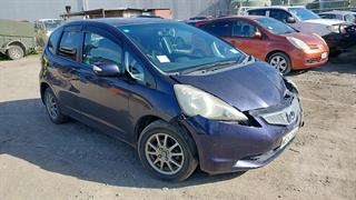 2008 Honda fit Hatch Photo