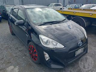 2016 Toyota Aqua Hatch Photo