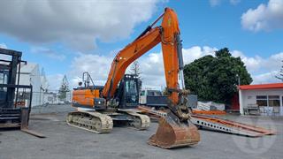 2022 Doosan DX225LC-7M Excavator Photo