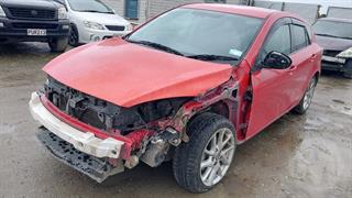 2013 Mazda Axela Hatch Photo