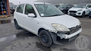 2006 Mazda Demio Hatch Photo