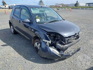 2005 Mazda Demio Hatch Photo