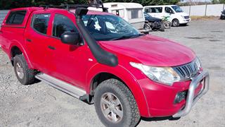 2015 Mitsubishi Triton D/cab GLX 2.4D/4WD/ Dual Cab Utility Photo