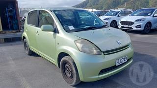 2005 Toyota Passo Hatch Photo