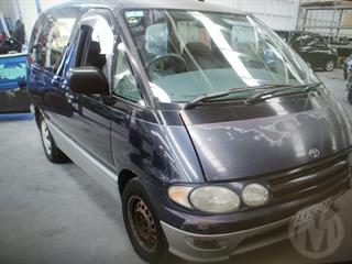 1998 Toyota Lucida Estima Station Wagon Photo