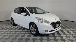 2016 Peugeot 208 Active 1.6 5DR 5D Hatch Photo