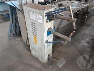 1994 CEA ZT11 Water Cooled Spot W Engineering Equipment Photo