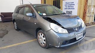 2006 Nissan Wingroad Station Wagon Photo
