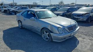 2002 Mercedes-Benz CLK 430 Avantgarde Cab Sedan Photo