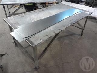 Steel Wheeled Workbench Engineering Equipment Photo