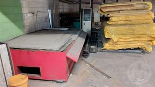 2002 Farley ELF Plasma Cutter Engineering Equipment Photo