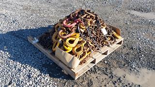 Lifting Chains Construction Equipment Photo