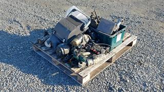 Various Parts on pallet Miscellaneous Photo