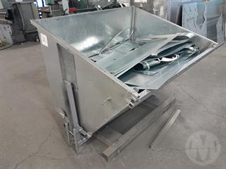 Custom Scrap Metal BIN Forklift Attachment Engineering Equipment Photo
