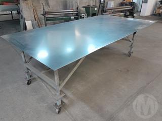 Steel Steel Workbench Engineering Equipment Photo