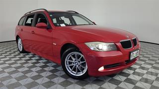 2007 BMW 320i 5D Touring Photo