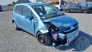 2004 Mitsubishi Colt Hatch Photo
