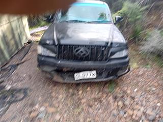 2004 Toyota Hilux Utility Photo